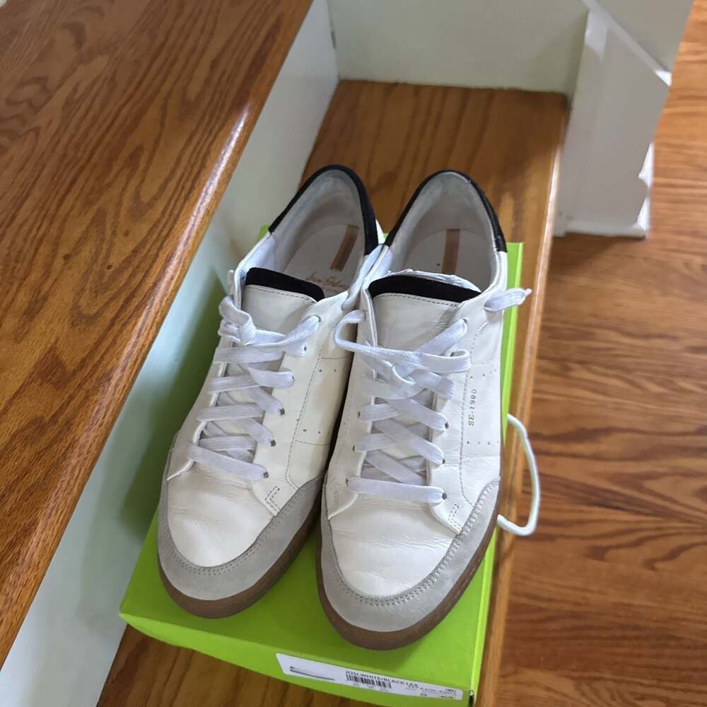 Sam Edelman Josi White & Black Leather Low Top Sneakers